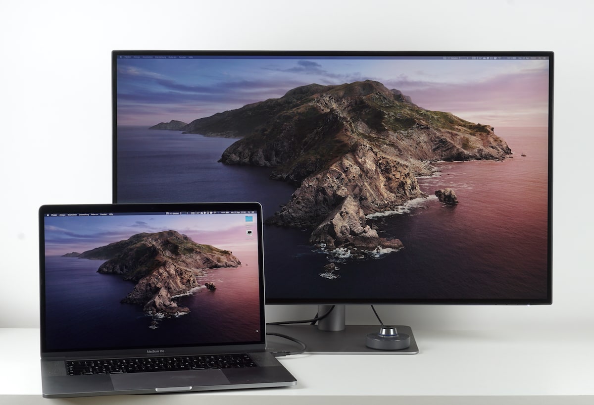 BenQ PD3220U zusammen mit MacBook Pro